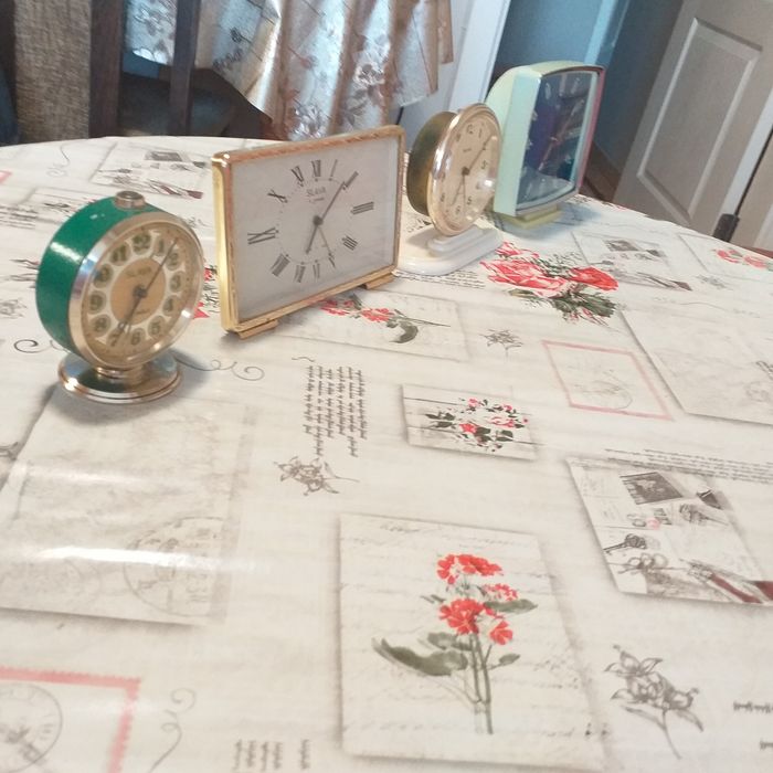 Руски механични  будилници