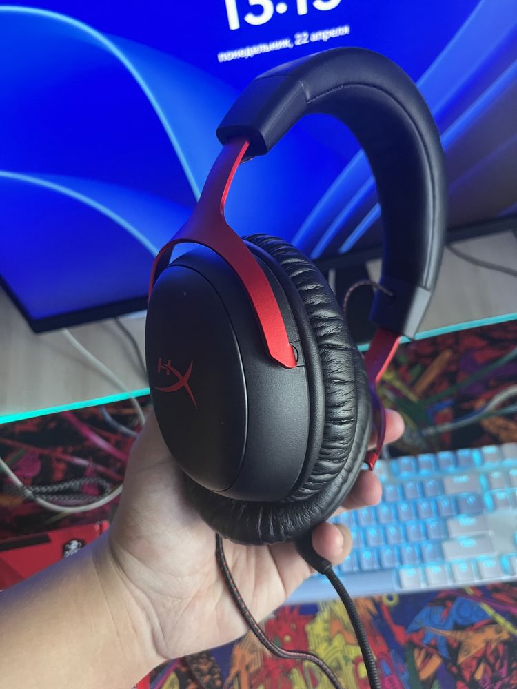 Продам HyperX cloud 3 с гарантией и с чеками