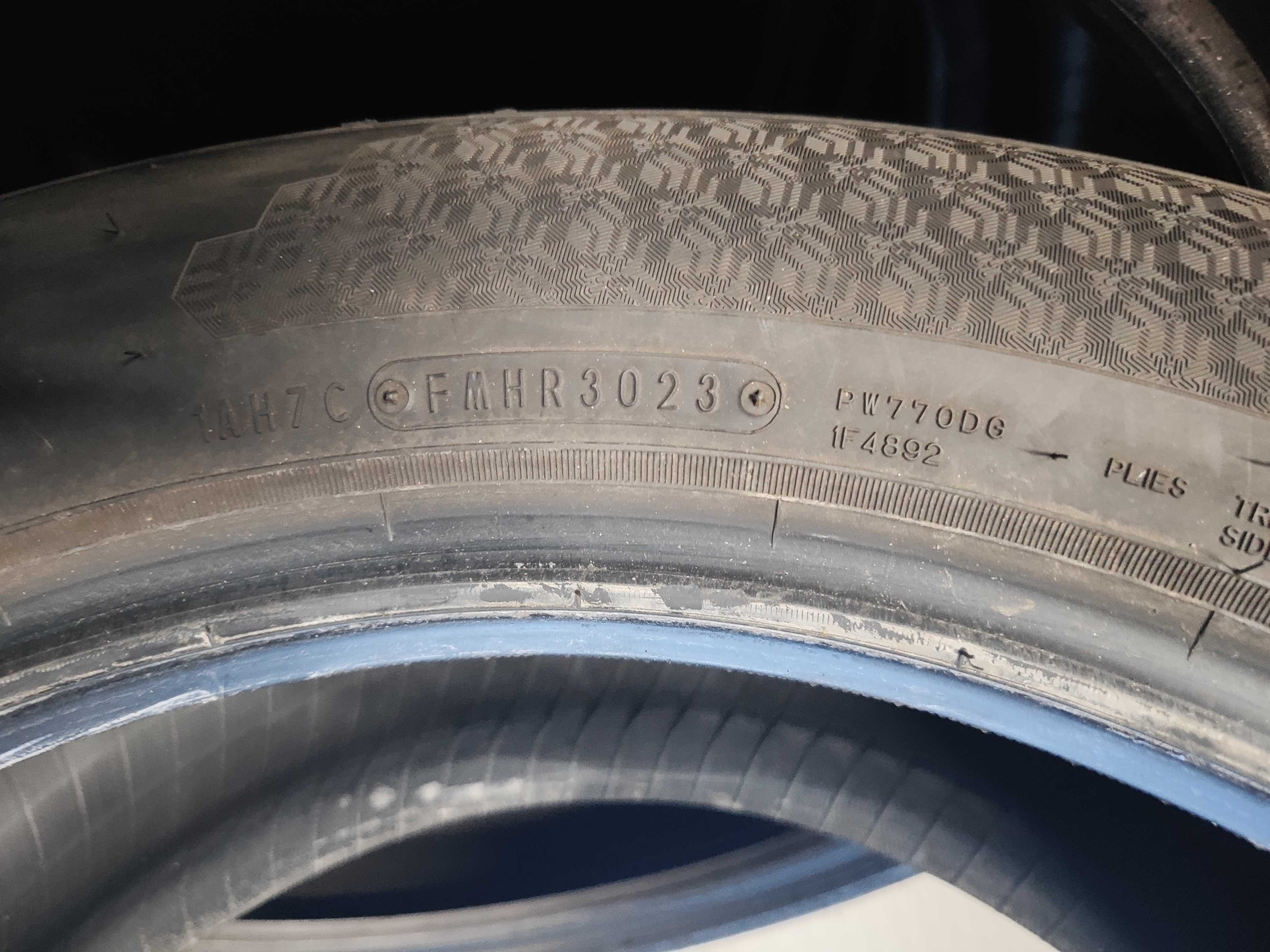 2бр.зимни гуми 235/55/18 Falken