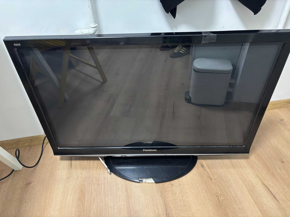 Vand televizor Panasonic Viera diagonala 128mm