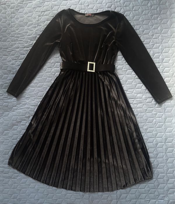 Rochie de catifea plisata