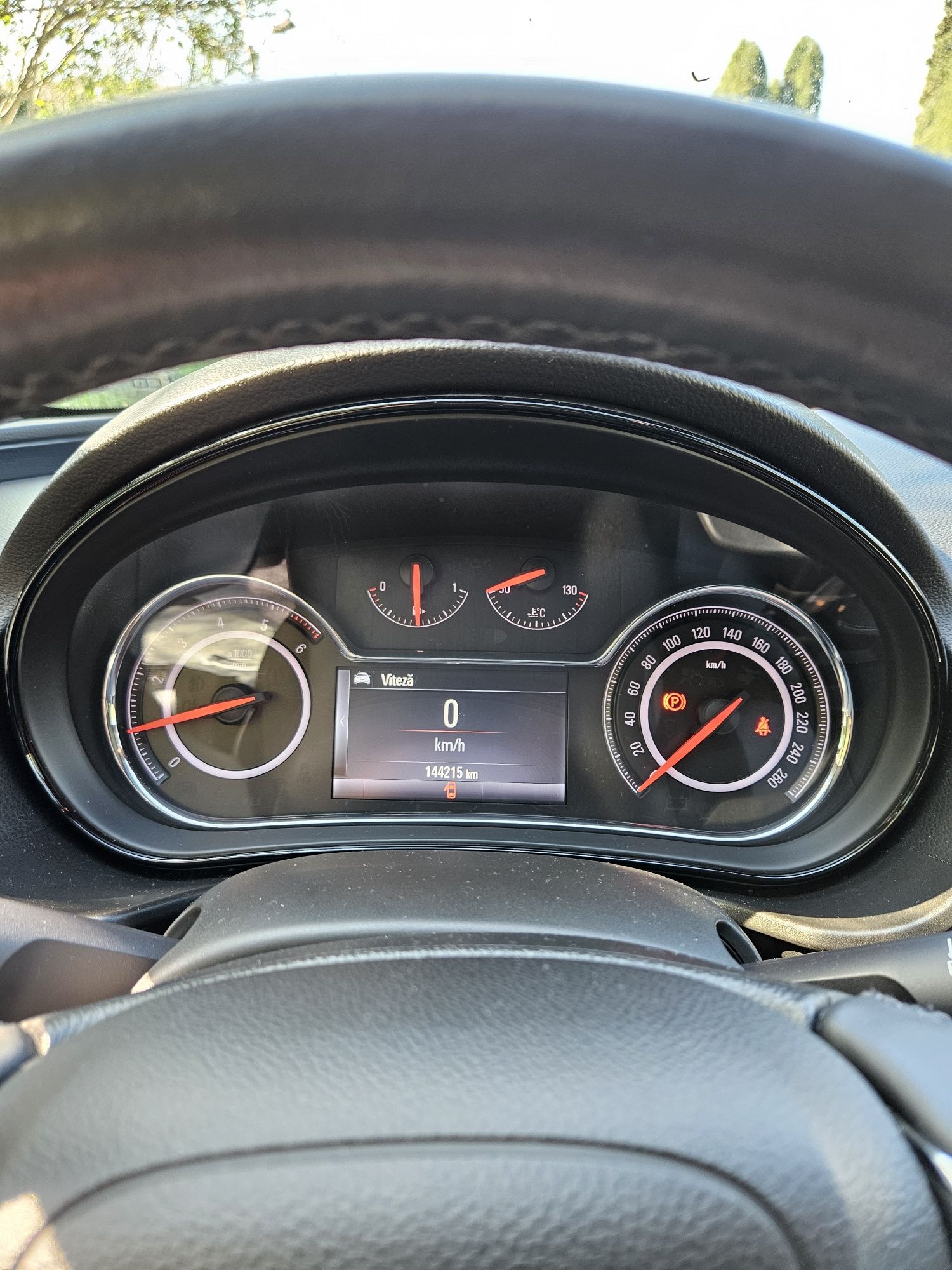 Vând Opel insignia