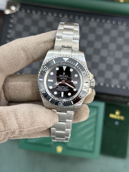 Rolex Sea-Dweller 44mm