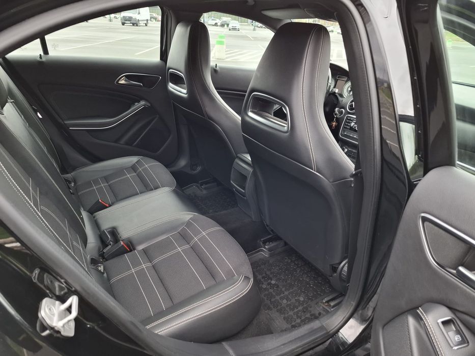 Vând autoturism marca Mercedes bemz A class 180 CDI 2013