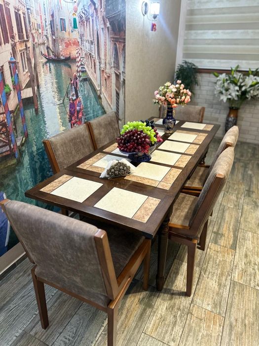 Комплект стол и стулья 6 штук