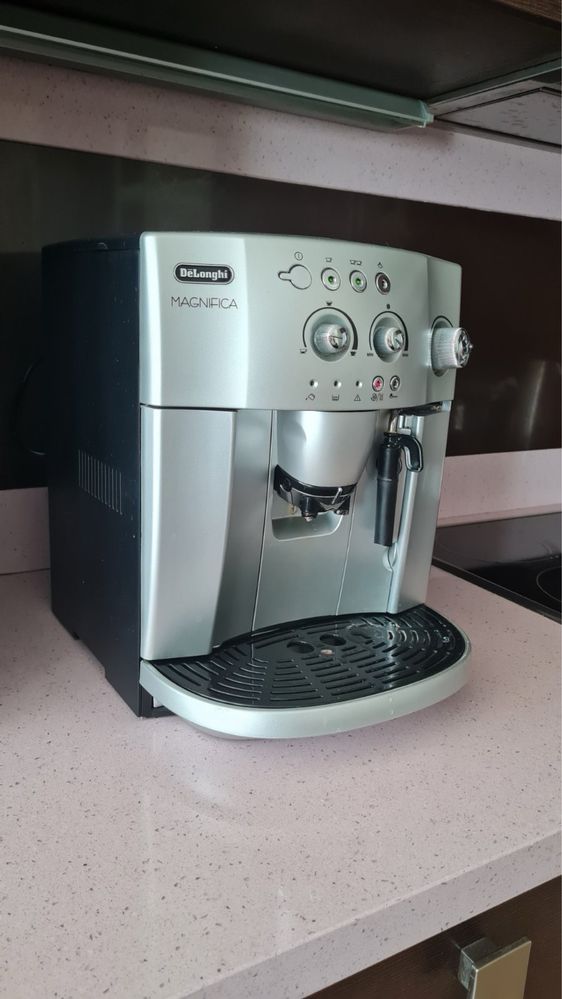 Кафемашина DeLonghi