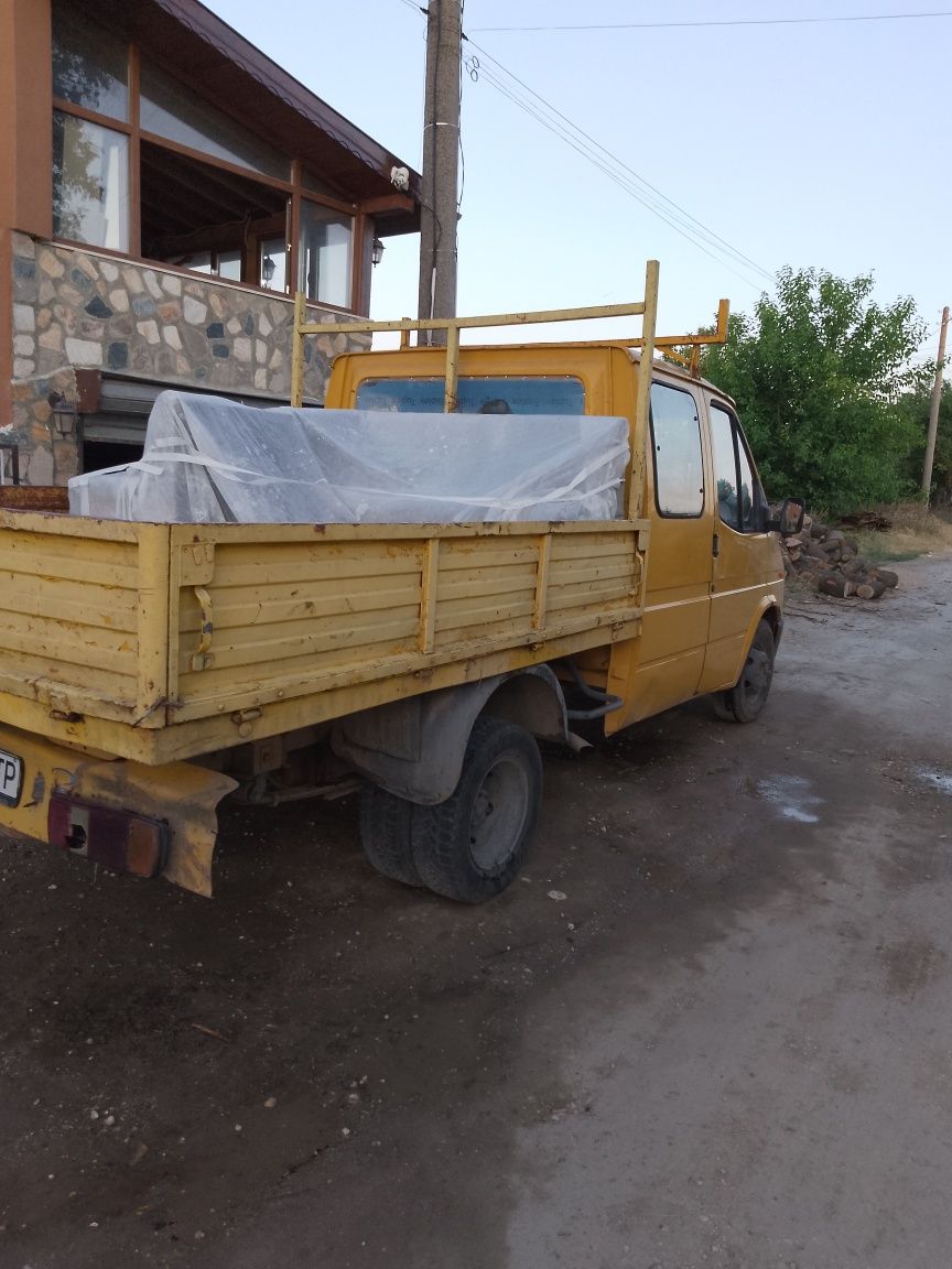 Продавам ford transit