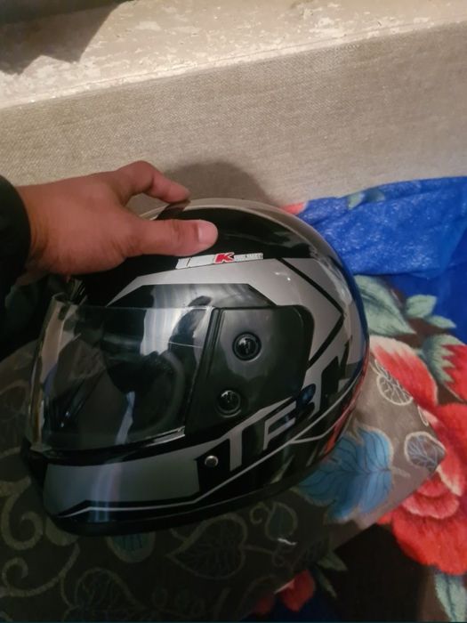 Продам шлем для мото