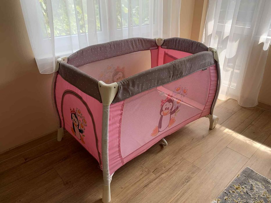 Сгъваема кошара Lorelli с повивалки, въртележка, 2нива, сгъваем матрак