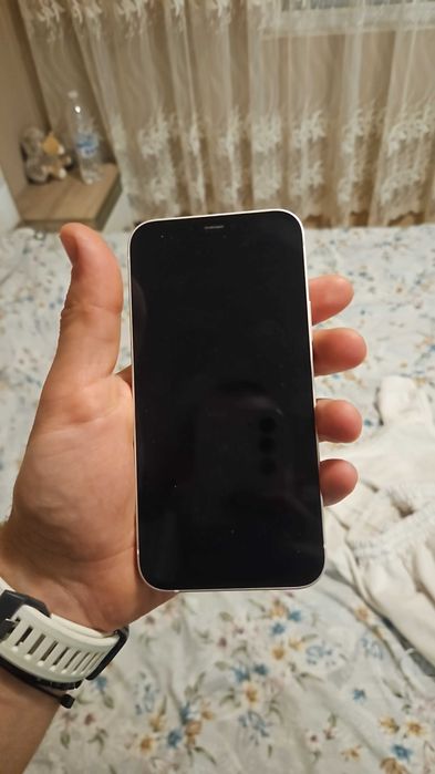 Iphone 12 като нов