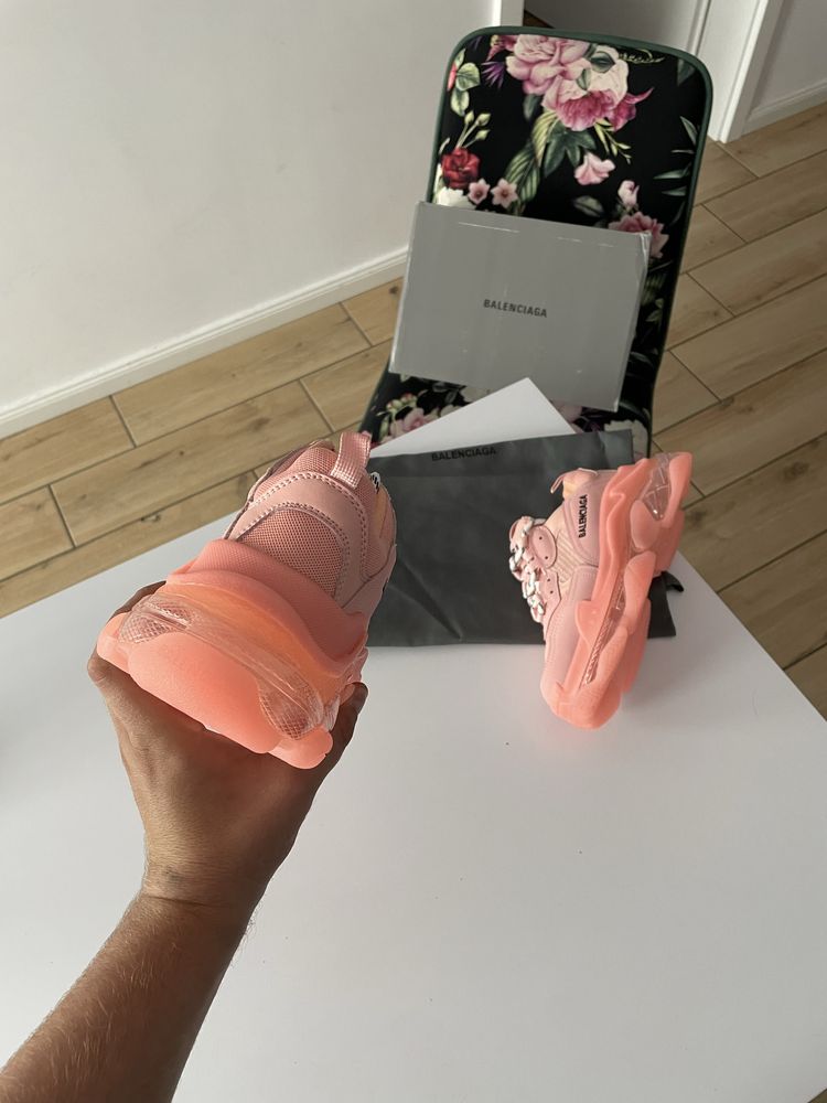 Adidasi Balenciaga Triple S Roz