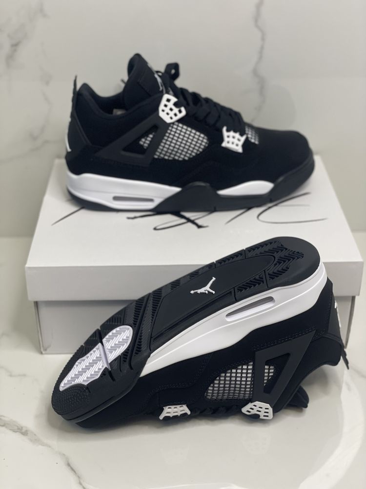 Air Jordan 4 White Thunder Retro Black