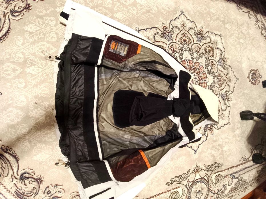 Румынская куртка штормовка