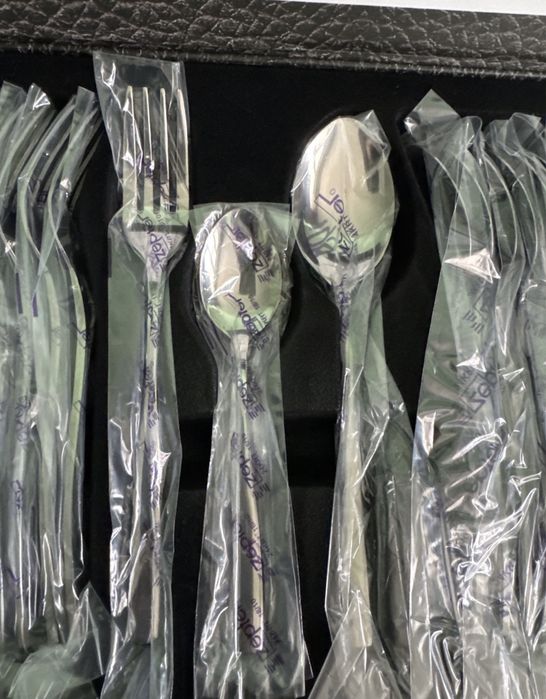 Набор столовых приборов Zepter