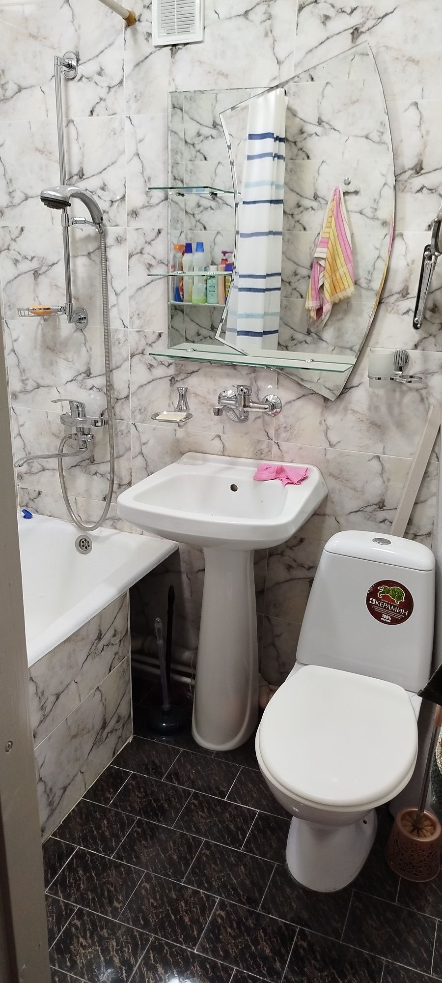Двойная квартира 1+2 комнатная. Новомосковская,Кази-базар.