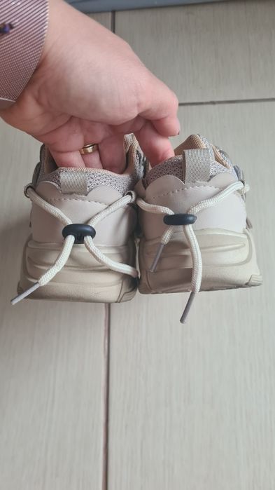 Pantofi sport universali 31