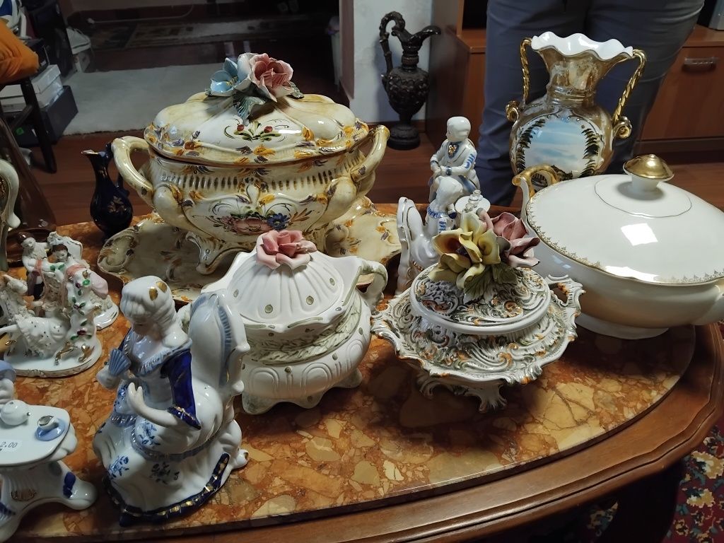 Френски порцеланови супници