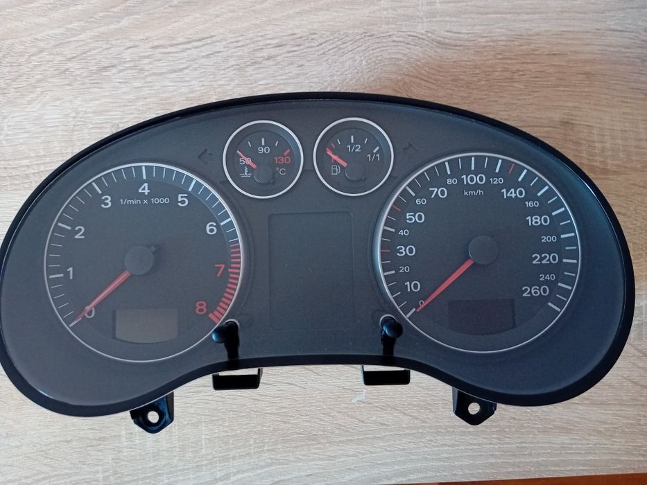 Километраж AUDI A3 8P0 920 900E