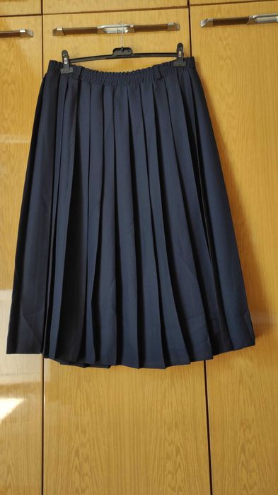 Качествена плисирана пола за по-пищни дами 2ХЛ,3ХЛ с подарък.