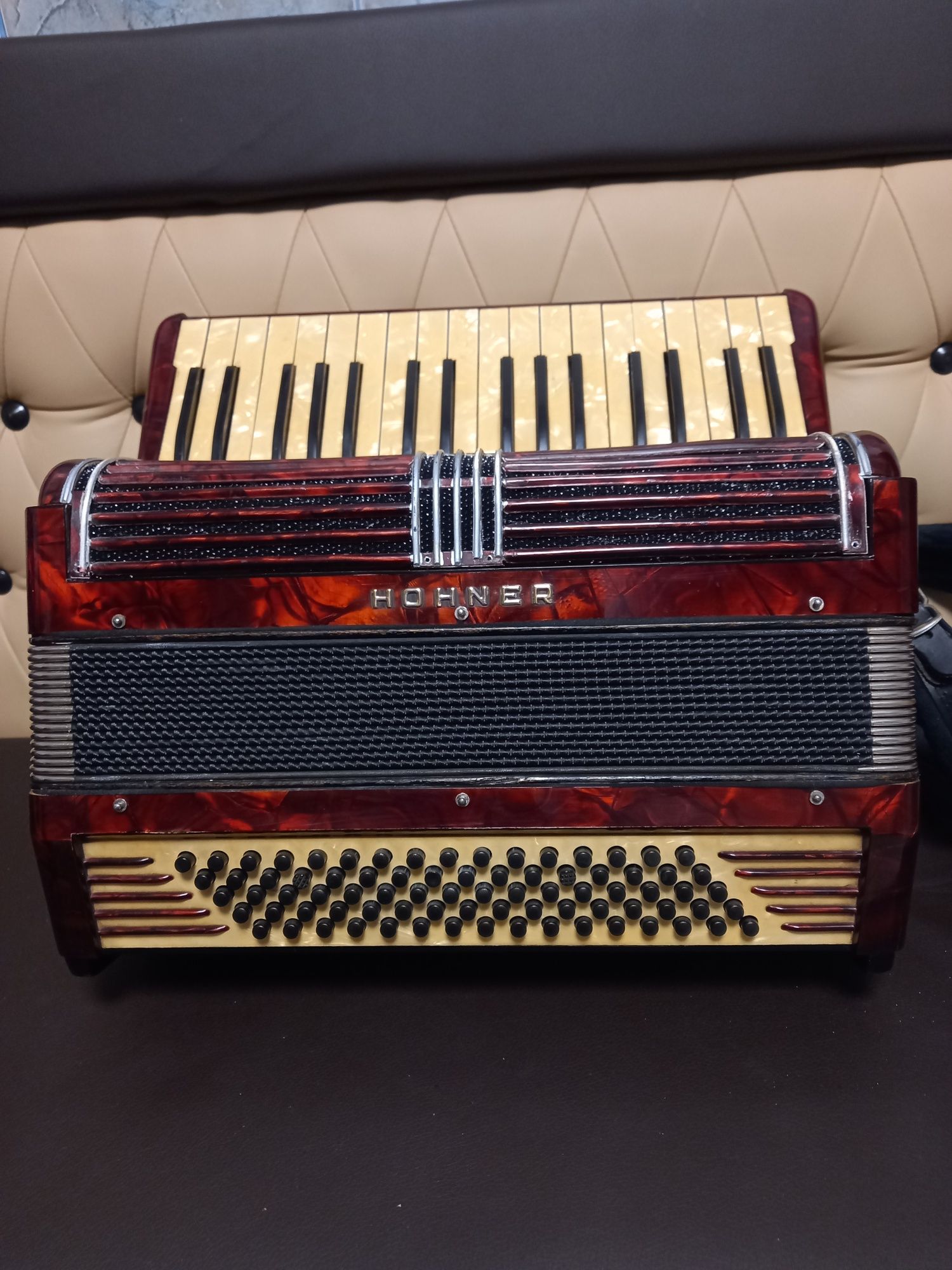 Acordeon hohner verdi ll.  80 bași bandon impecabil