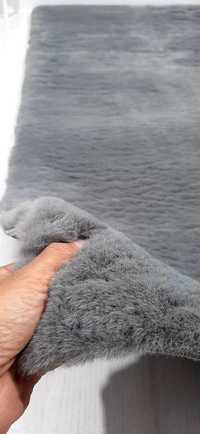 Меховой коврик (зайчик)80×150 темно-серый  .Турция