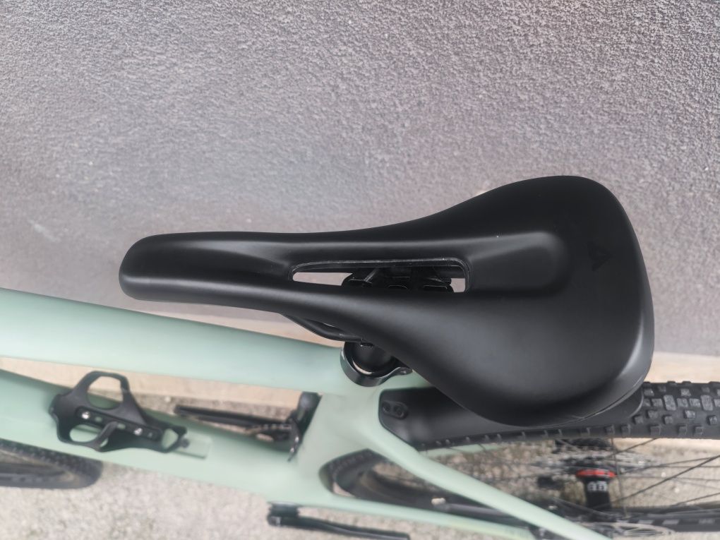Карбонов Велосипед 28" YT 1x12 SRAM Rival XPLR ETAP AXS 2025г. Gravel