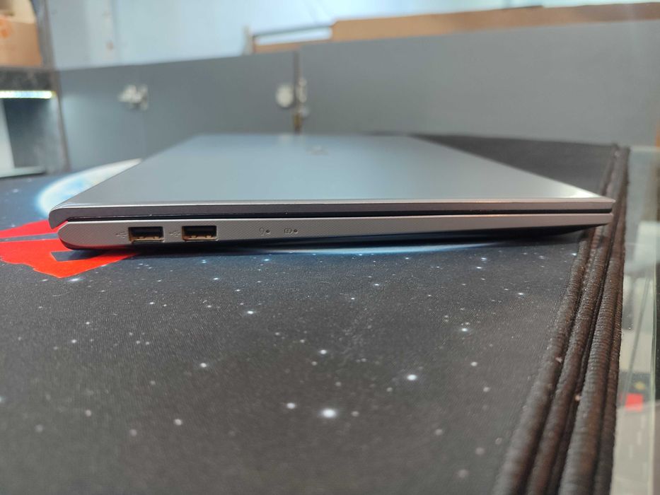 Ноутбук офисный Asus Vivobook AMD Ryzen 5-3500U
