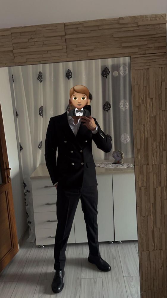 Costum ocazie specială