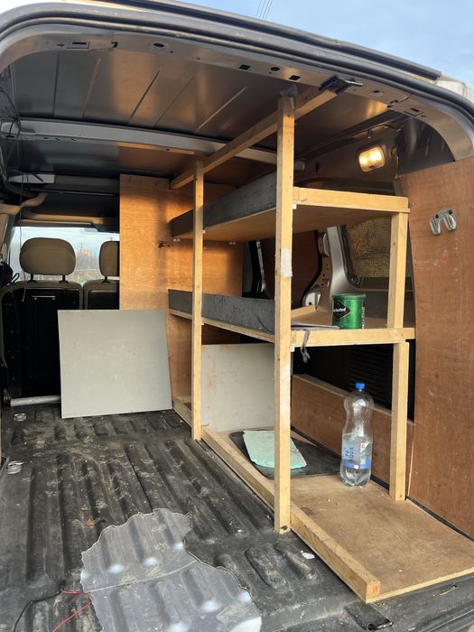 Vând Peugeot Partner