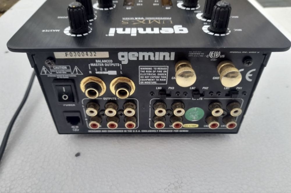 Ibiza Dj-7744 USB / Gemini UMX-5 ( linie / instrumente )