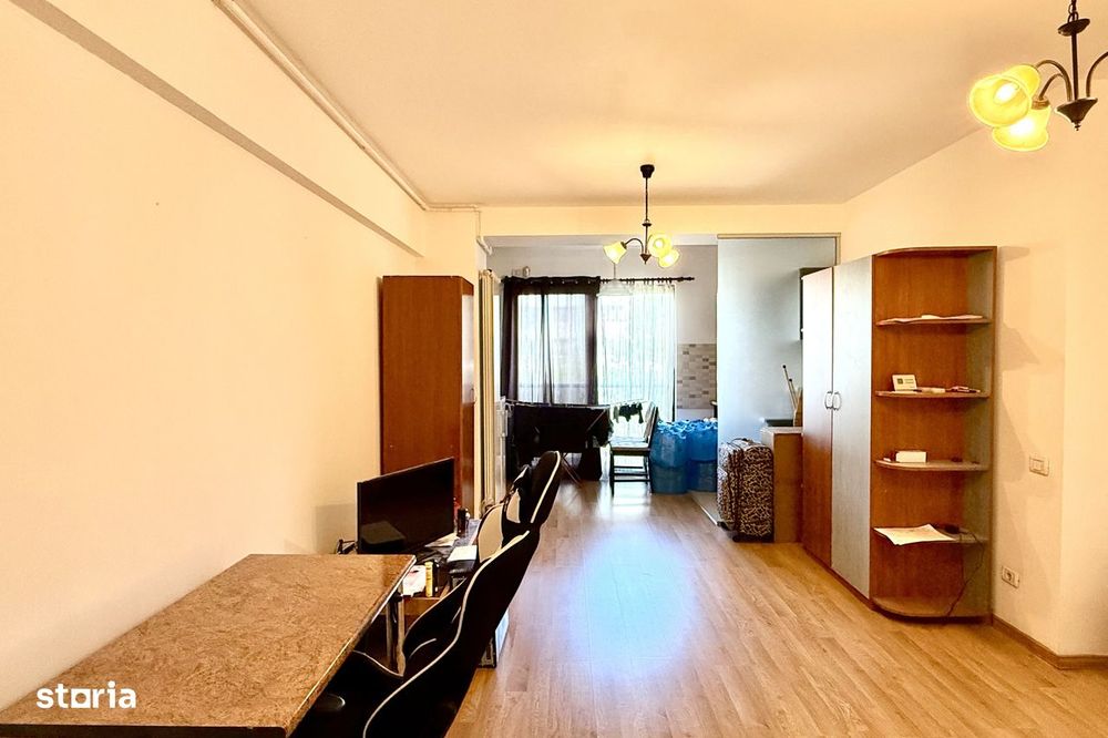 Garsonieră zona Aviatiei-Aerogarii, cu loc de parcare inclus