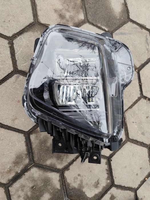Передняя левая фара от Hyundai Tucson 23-24 года