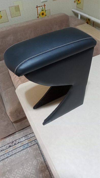 Продам подлокотник