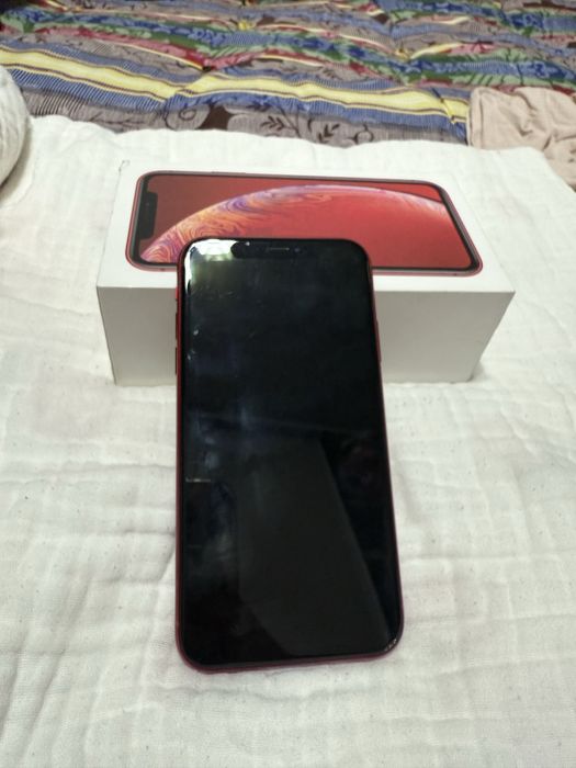 Iphone XR продам