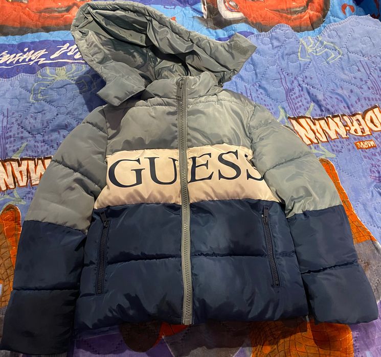 Детско яке Guess