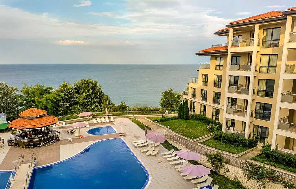 Продава се Двустаен апартамент в Бяла - 61 кв.м за 1025 €/кв.м - Снимка #14
