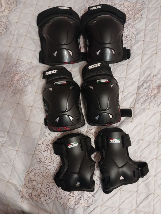 Наколенник,подлокотник, защита для хоккейстов и для велосемедистов