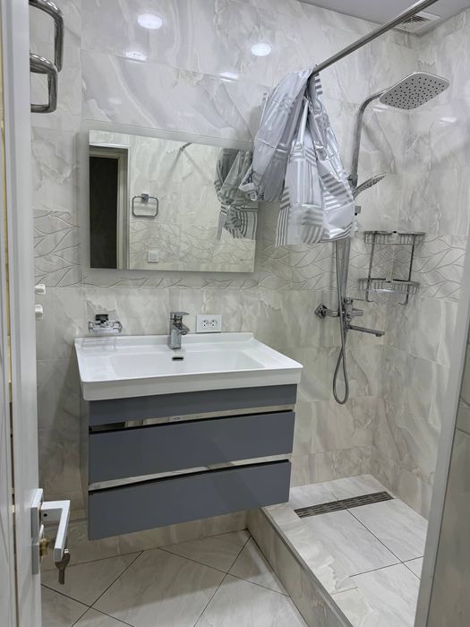 Сдаётся светлая 2-комнатная квартира в метро БИЙ, М. Горького