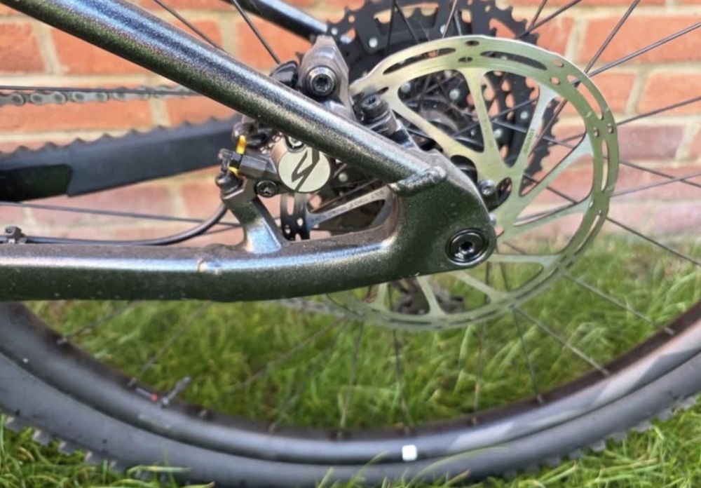 Ендуро колело Giant 29" 2025 Fox, Kashima, Saint,