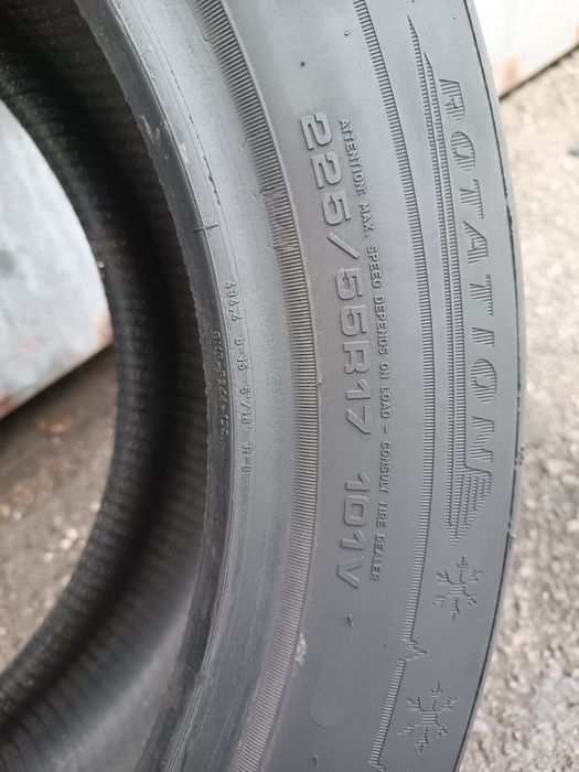 225/55/17 Dunlop