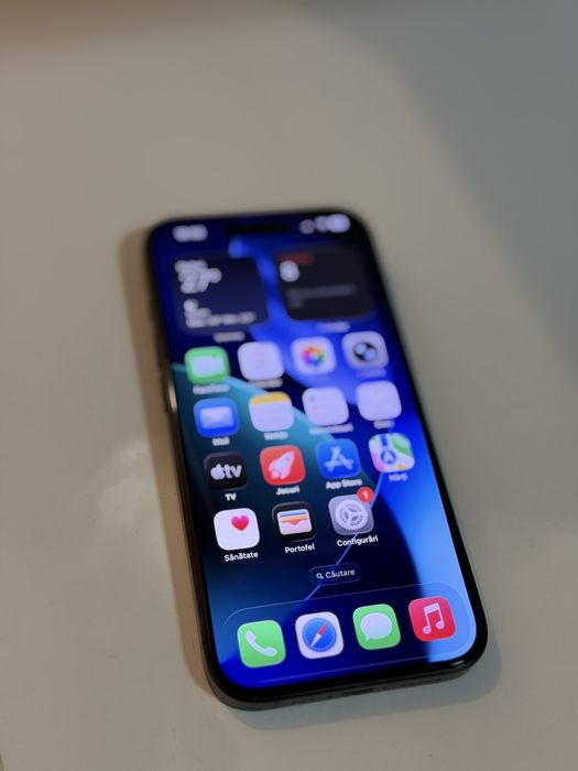 iPhone 15Pro 256GB Black titanium