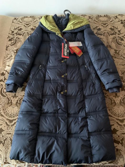 Пуховик женский