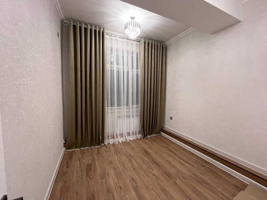 СРОЧНО !! Продаётся квартира в Яшнабаде 3/4/8 ( 58 кв/м ) AZIA HOUSE