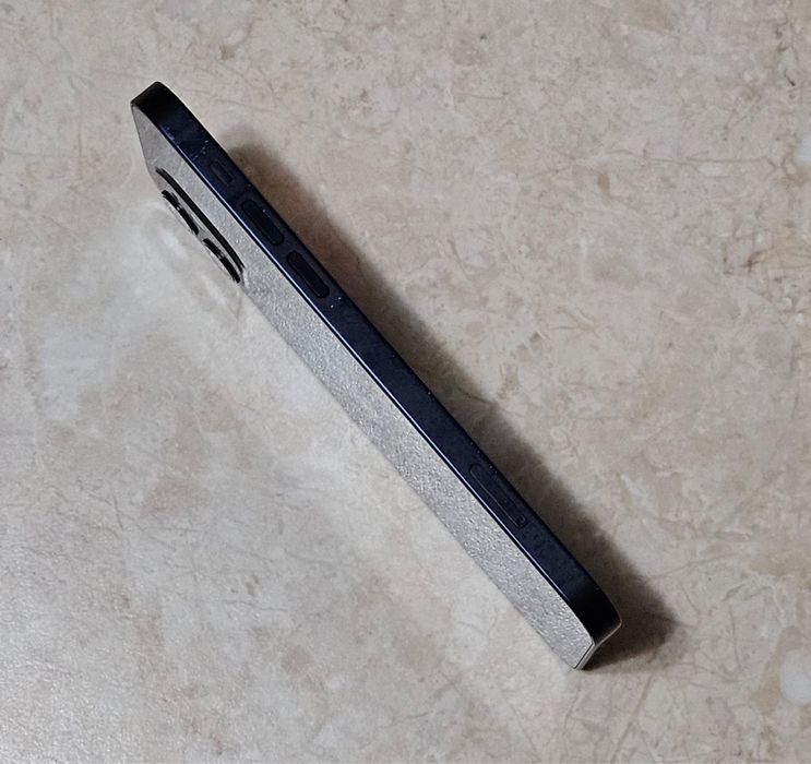 iPhone 12 Mini la cutie