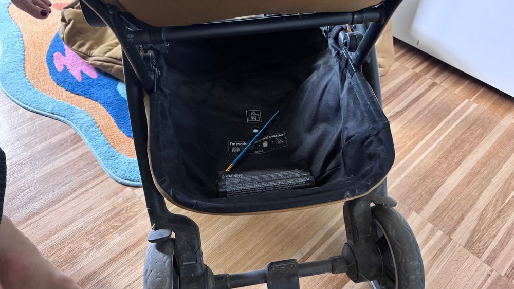 Carucior Joolz cu tot cu sac de dormit