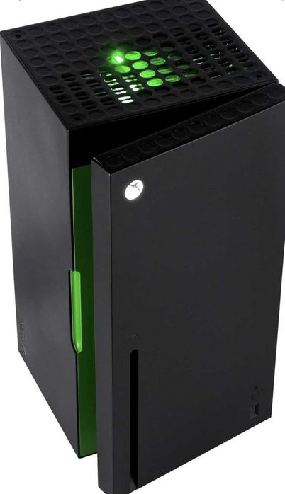 Frigider Xbox Series X, capacitate 10L, negru