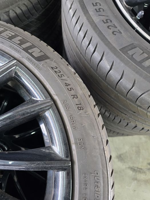 4 Броя 225/45/18 Michelin 2x6mm 2x5mm