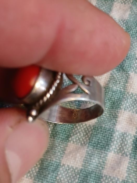 Inel argint si coral