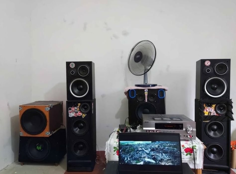 Evenimente/Boxe de închiriat/"DJ"/Zile de naștere/Majorate/Revelioane