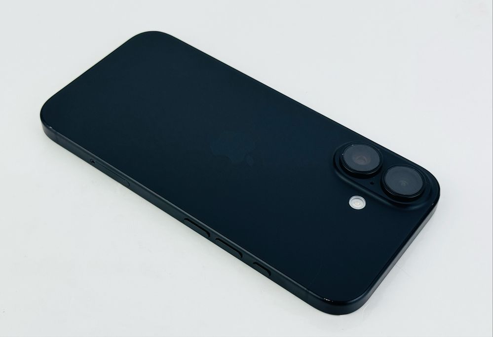 Apple iPhone 16 256GB Black 100% Батерия! Гаранция!